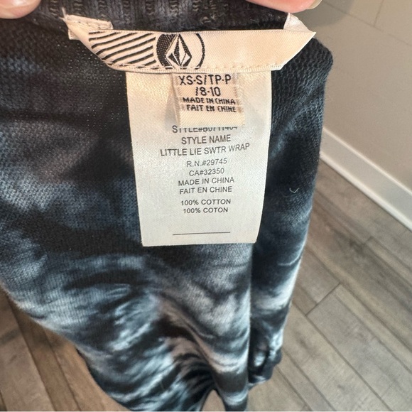 Volcom Black White Tie Dye Open Front Wrap Style Cardigan XS - S - Picture 6 of 8